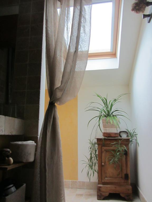 Les Cimes Bed & Breakfast Saint-Pierre-de-Riviere Phòng bức ảnh