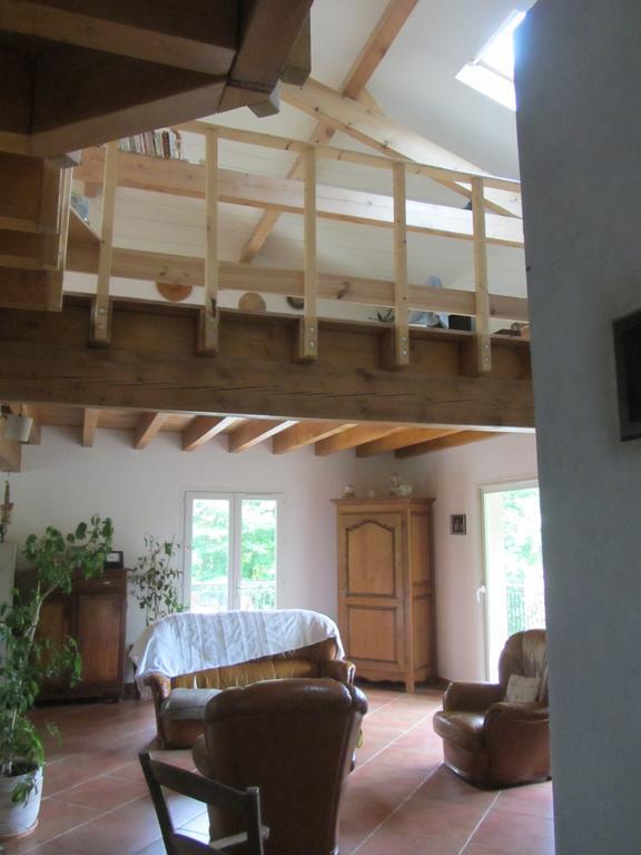 Les Cimes Bed & Breakfast Saint-Pierre-de-Riviere Ngoại thất bức ảnh